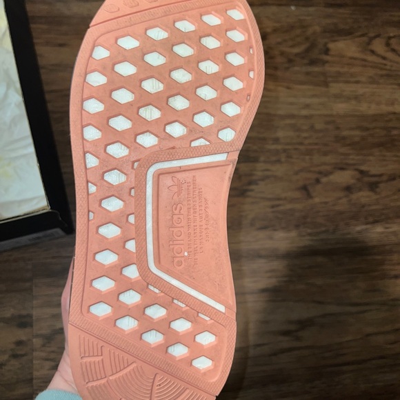 Adidas NMD R-1 - Picture 4 of 4